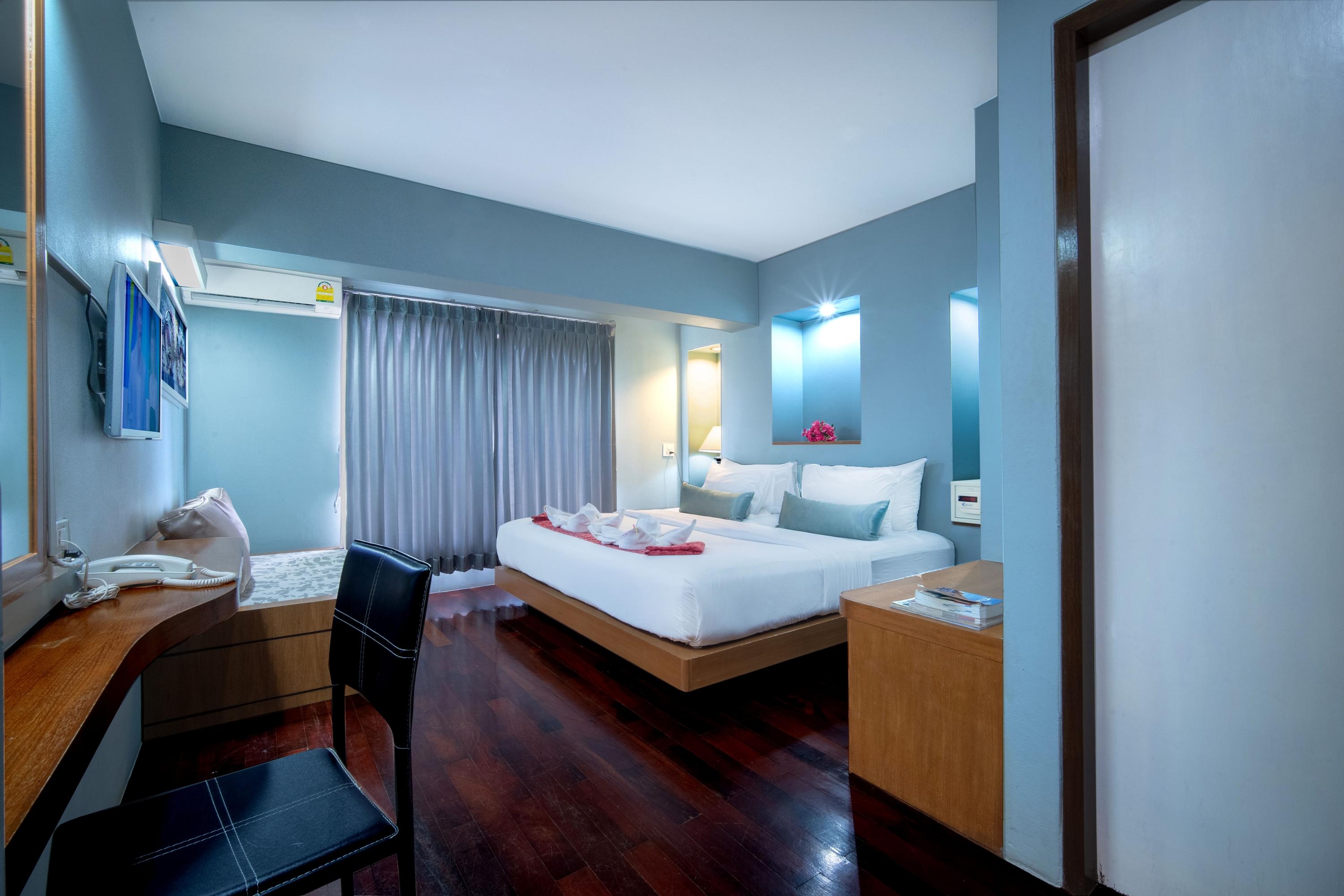 Hotel Cha-cha Phraathit 3*