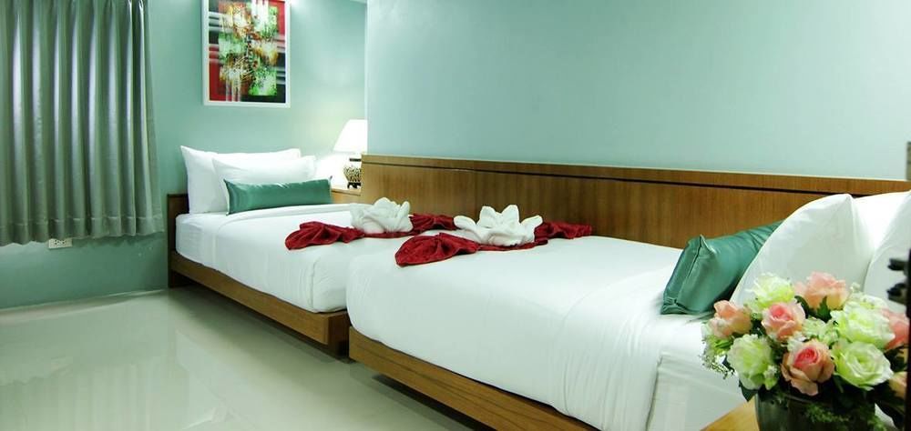 Hotel Cha-cha Phraathit 3*