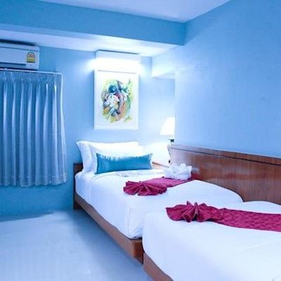 Khách sạn Cha-cha Phraathit 3*